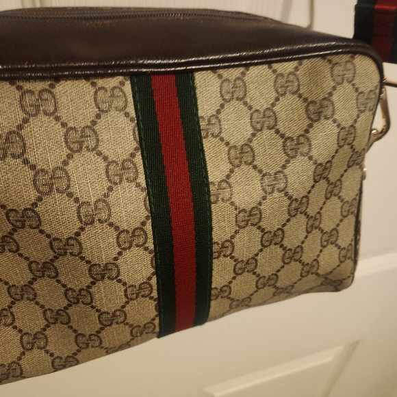 Authentic Vintage Gucci Supreme Bag - Picture 4 of 13